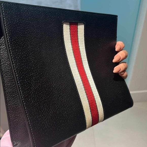 New Authentic Gucci OPHIDIA LEATHER CLUTCH BAG - Picture 3 of 9